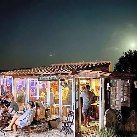 לינה וארוחת בוקר Da Silva Surfcamp- Terrassenzimmer Mit Fruehstueck