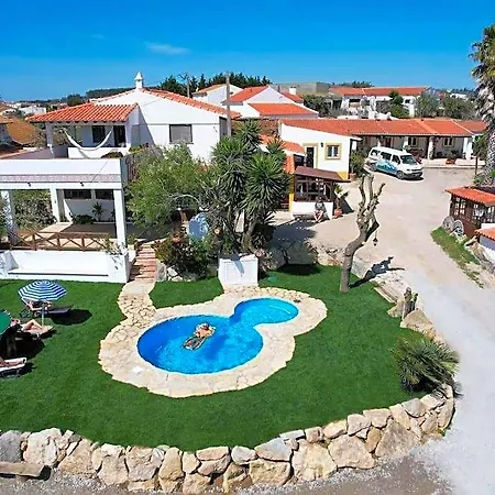 Bed and breakfast Da Silva Surfcamp- Terrassenzimmer Mit Frühstück Lourinhã